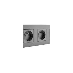 Prise triple affleurante 2P+T16A + avec boîte d'encastrement - ARTEZO